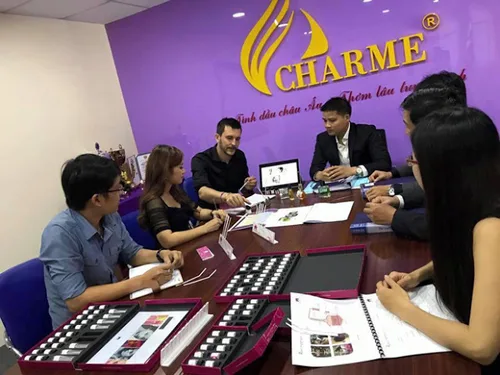 Charme nhận danh hiệu 