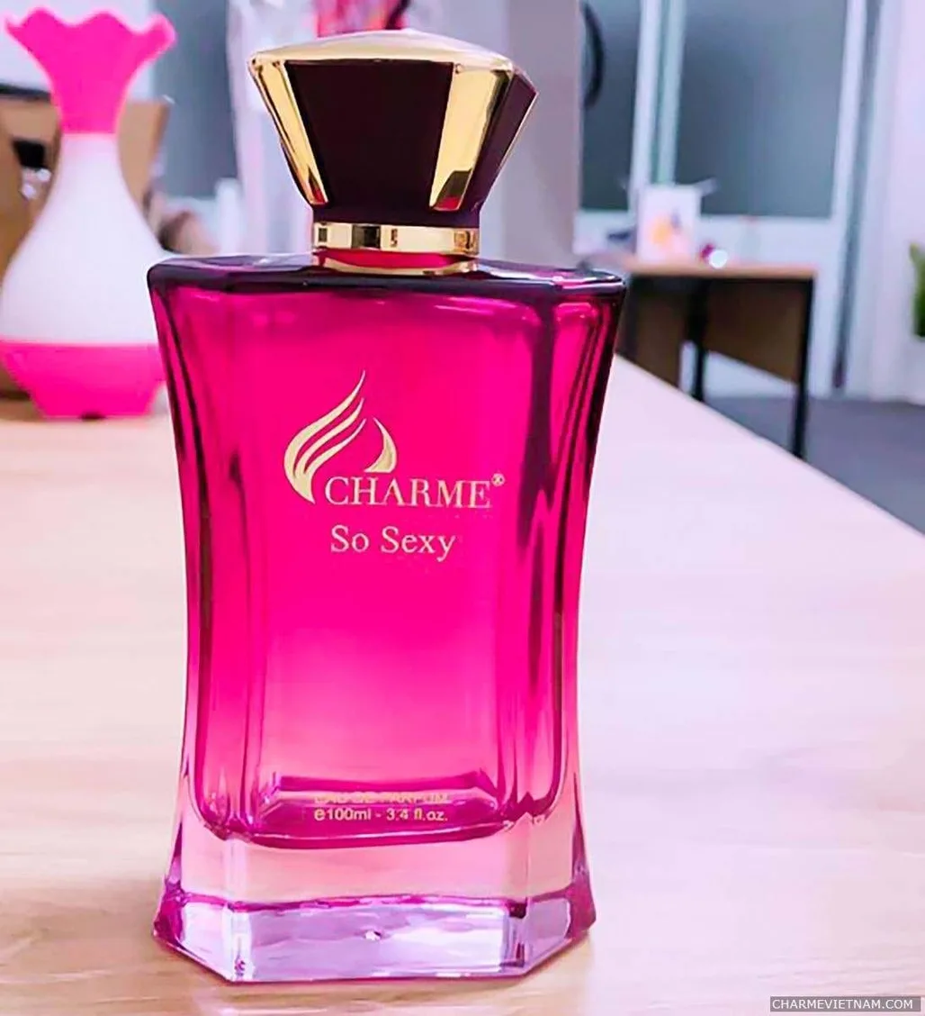 Charme So Sexy mang đến một mùi hương tươi mát và sảng khoá