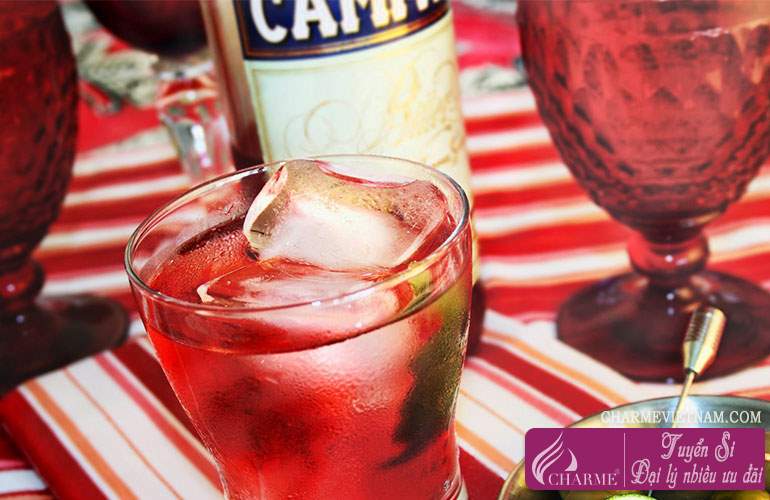 Rượu mùi đỏ Campari
