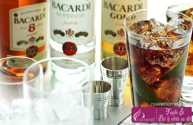 Rượu Rum trắng